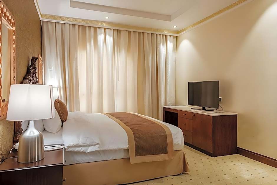 Crystal Plaza Al Majaz Hotel