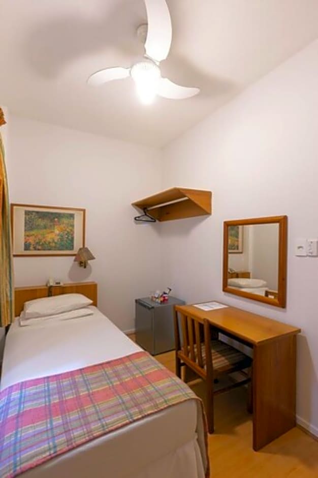 Rojas All Suites Hotel