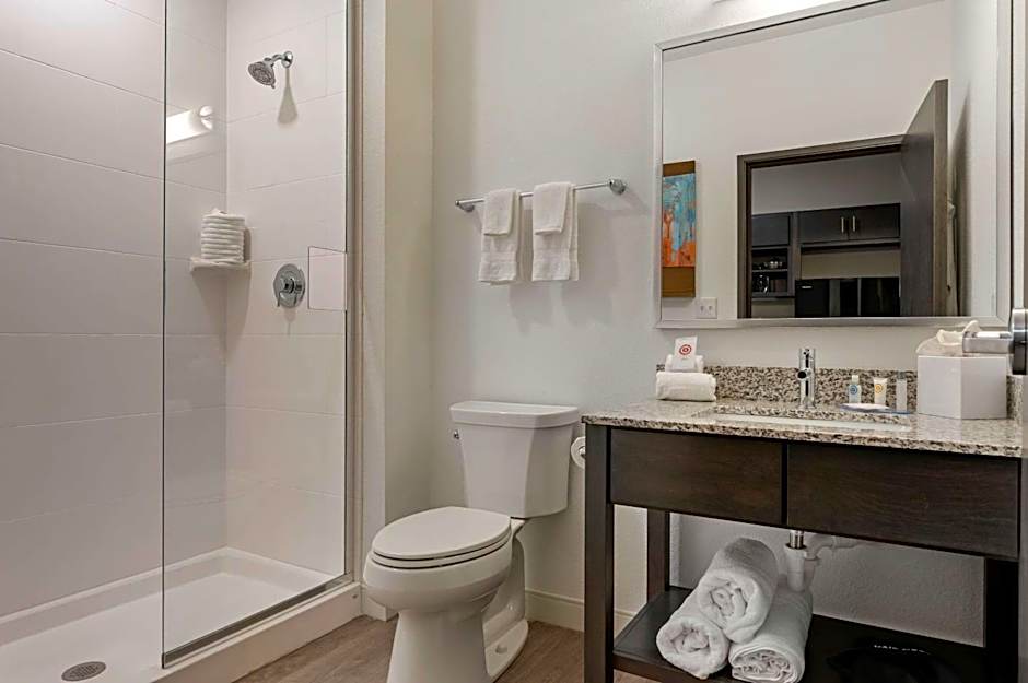 MainStay Suites Cincinnati University - Uptown