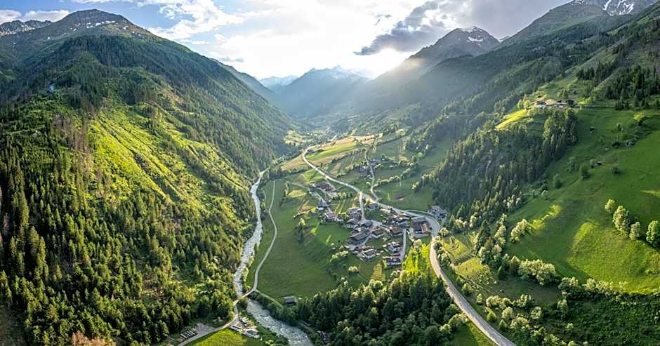 Der Ortnerhof - Hotel & Reiterhof