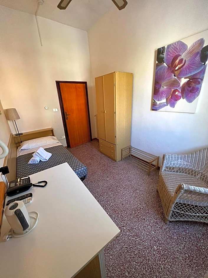 Hotel Aurora