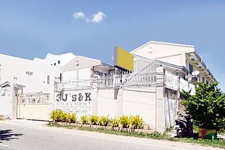 OYO 556 3j's And K Apartment