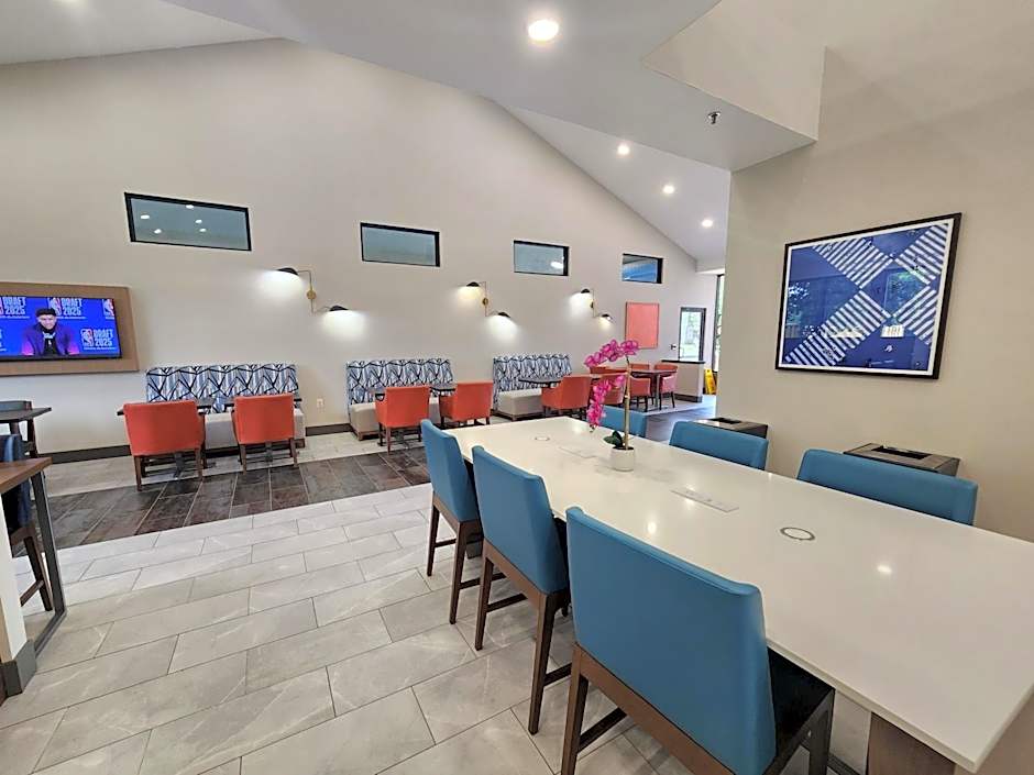 Holiday Inn Express Fredericksburg - Southpoint By IHG