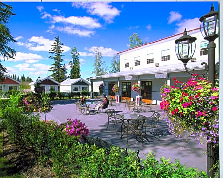 Rivers Edge Resort