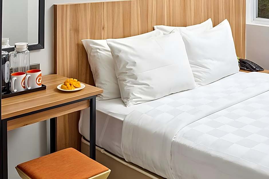 Go Hotels Plus Bacolod - Newly Renovated
