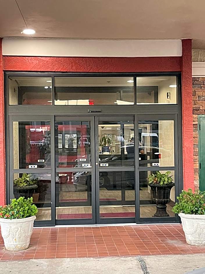 Ramada by Wyndham Oklahoma City Airport North