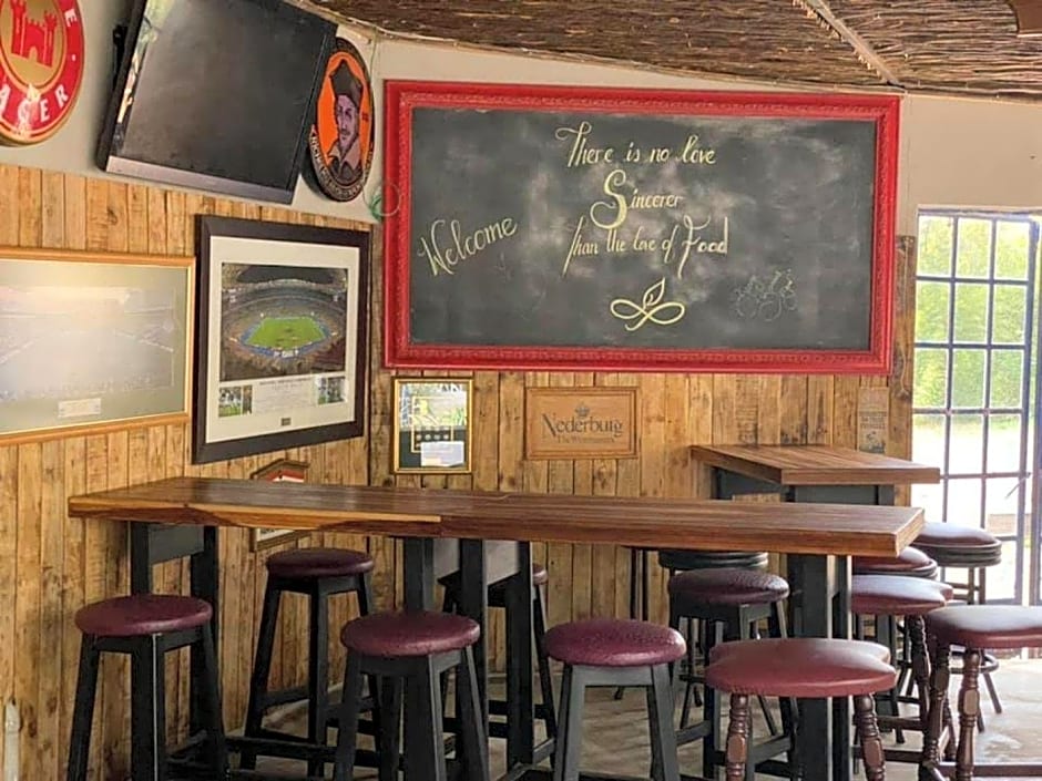 La Moor Country Venue & Eatery