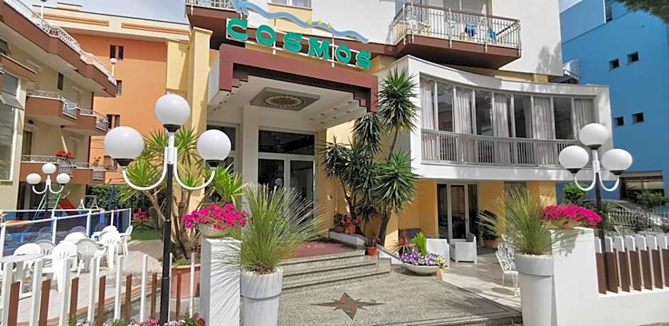 Hotel Cosmos