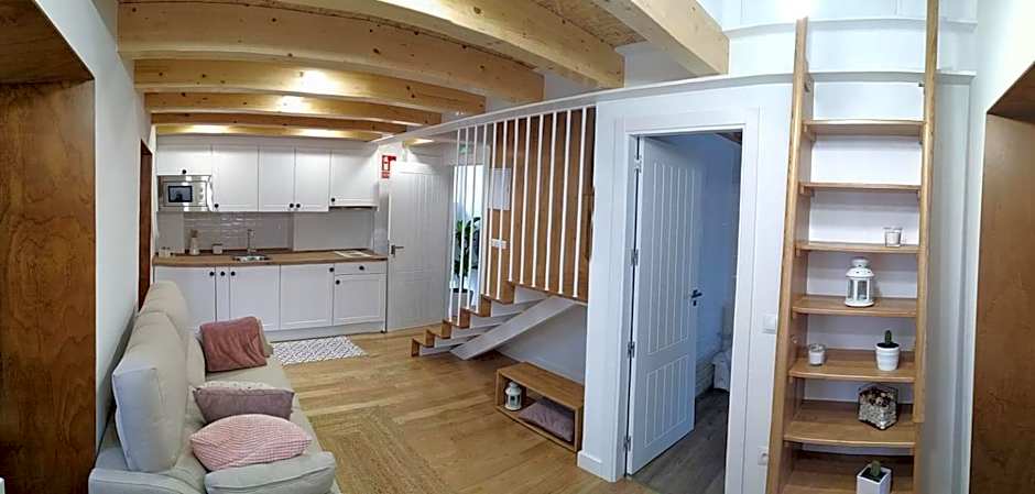 Apartamentos Turísticos El Peñón