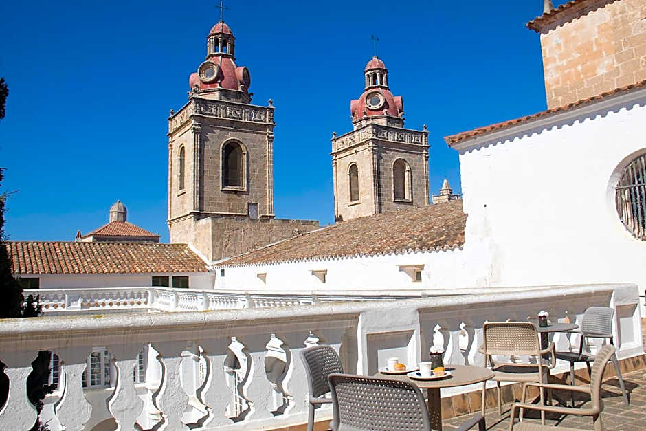 Grupoandria El Claustre de Ciutadella - HOSPEDERIA