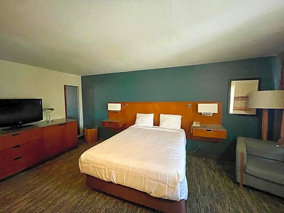 Portside Inn & suites