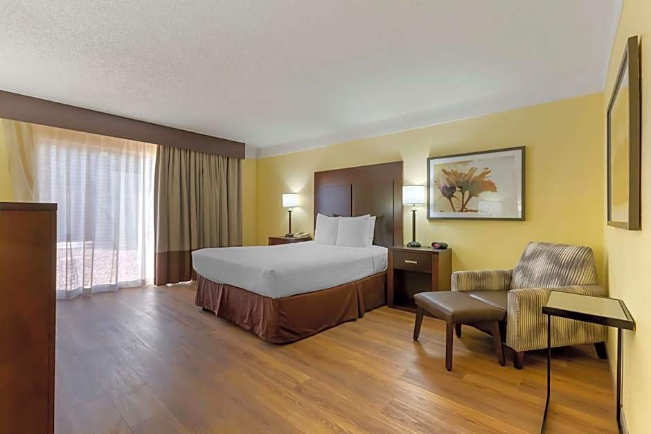 Best Western Plus Phoenix Goodyear Inn