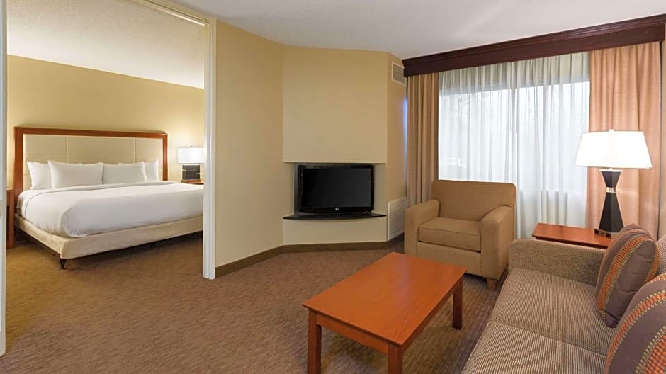 DoubleTree Suites By Hilton Hotel Cincinnati-Blue Ash