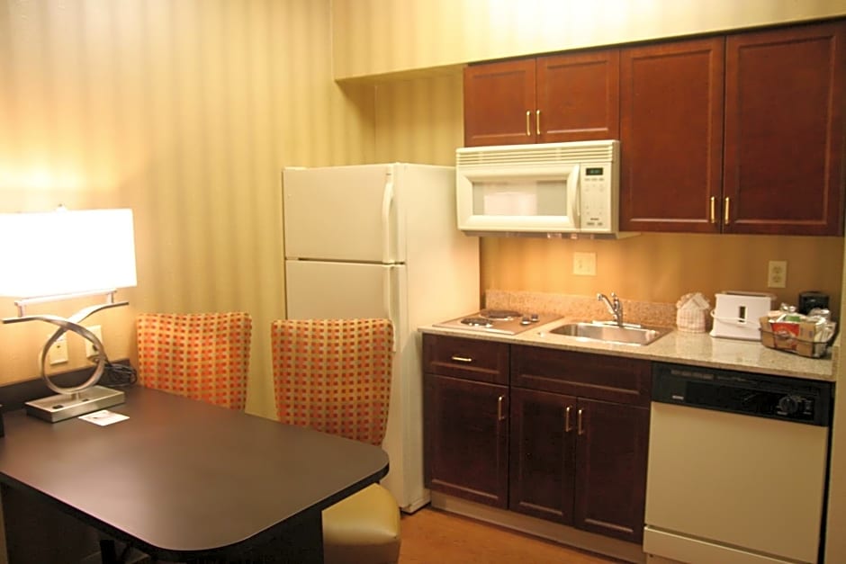 Hampton Inn & Suites Memphis East