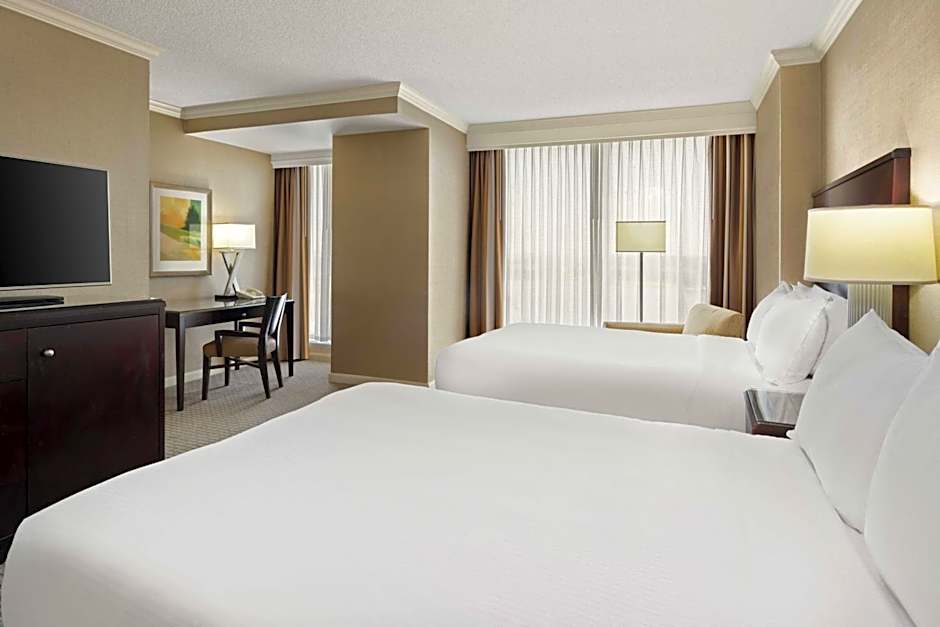 Renaissance Dallas North Hotel