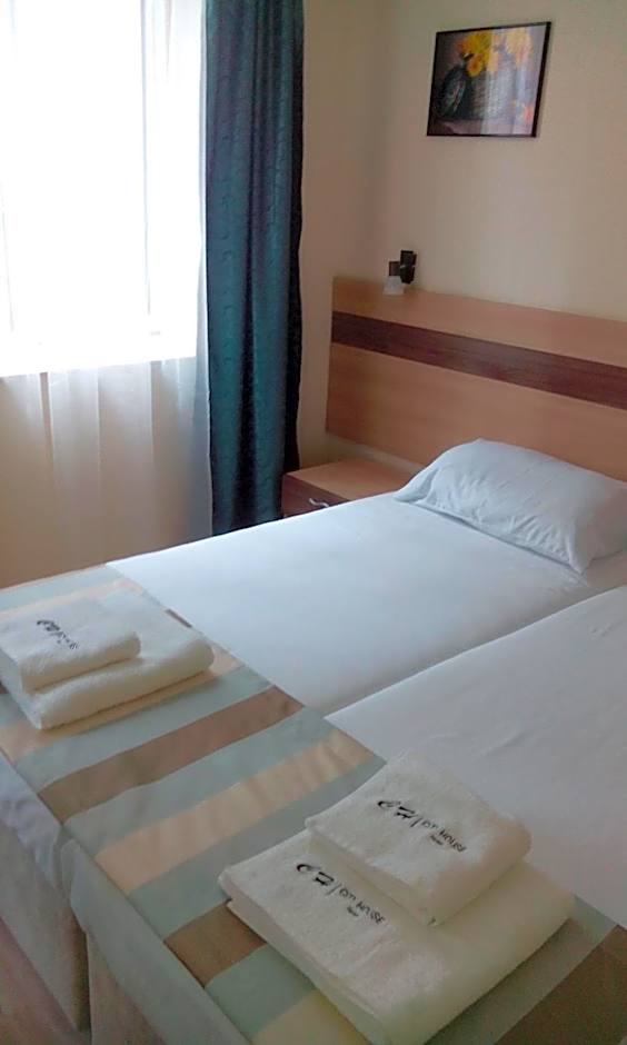 City House Family Hotel & Restaurant