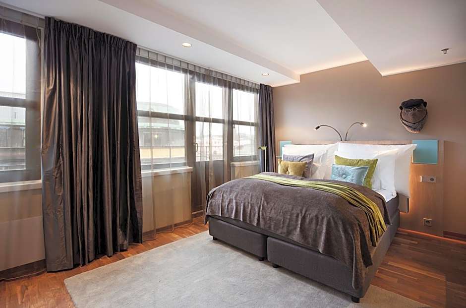 Clarion Hotel The Hub