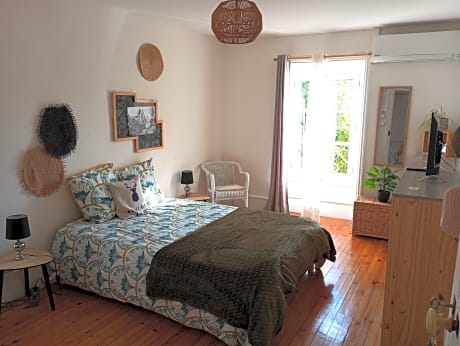 La Dolce Vita Camille