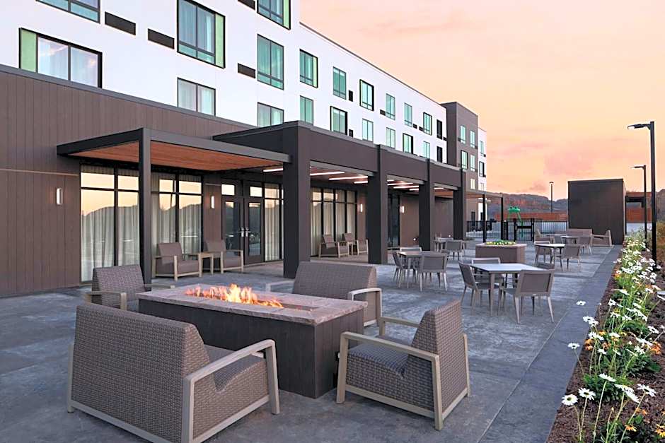 Courtyard Kodak Sevierville