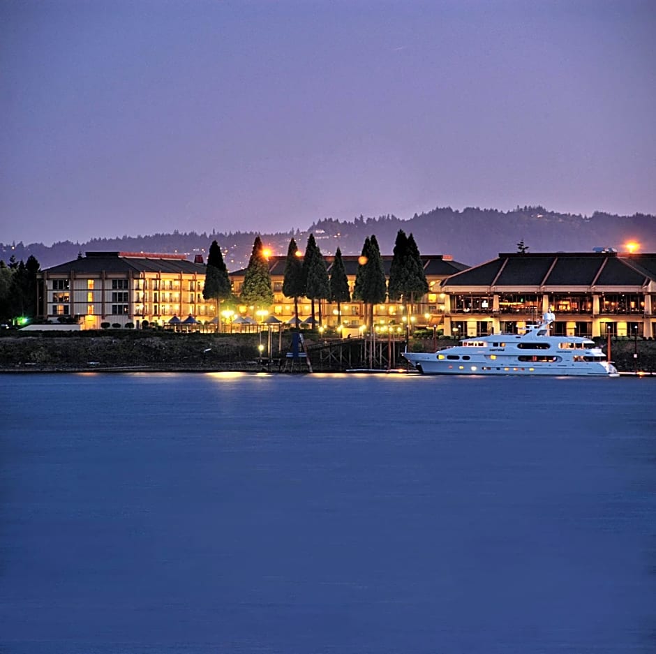 Holiday Inn Portland - Columbia Riverfront by IHG