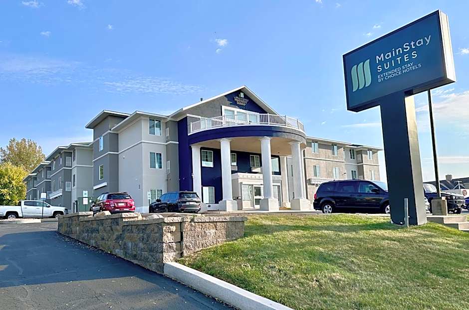 MainStay Suites Madison Airport