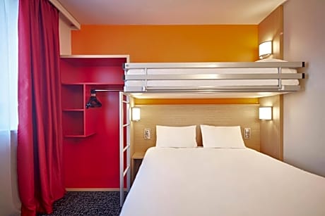 Standard Triple Room (1 Double bed and 1 Single bed)