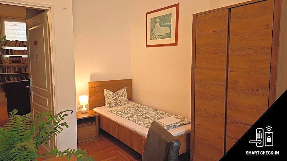 Black Sheep Budapest Smart Rooms
