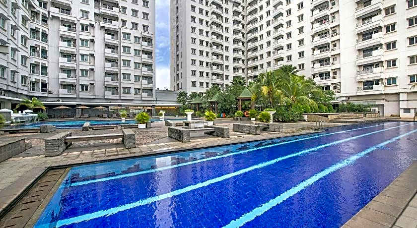 Grand Whiz Poins Simatupang Jakarta