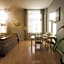 Bearsleys Downtown Apartments
