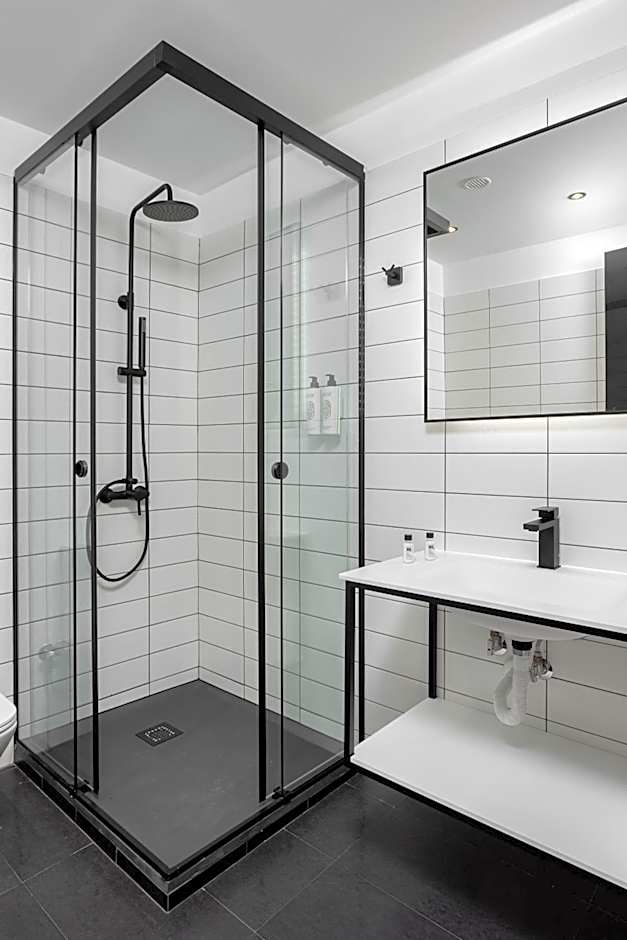 THE URBANIST •inner city residences•