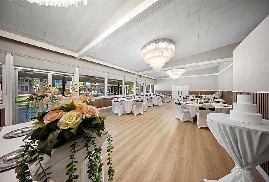 Prodigy Hotel, a Days Inn by Wyndham