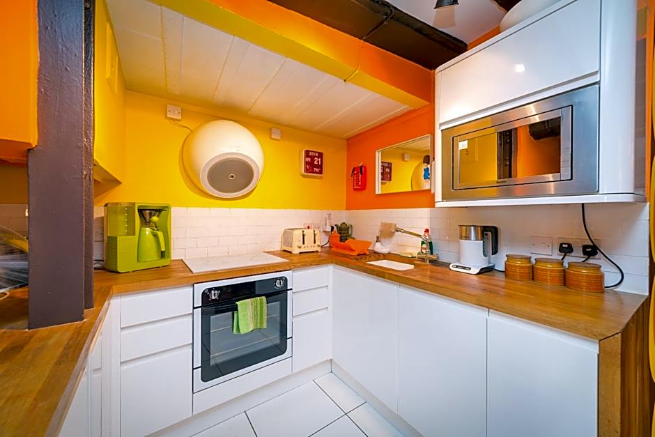 Trembling Madness Apartments