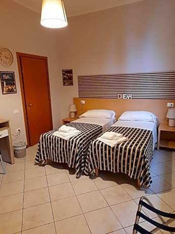 Twin Room - Disability Access