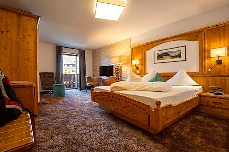 Junior Suite with Balcony