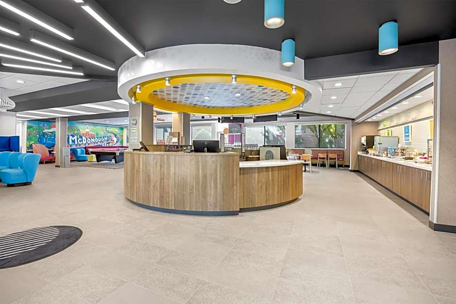 Tru by Hilton McDonough GA