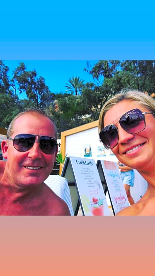 Finca Pura, Clothing Optional Guestrooms