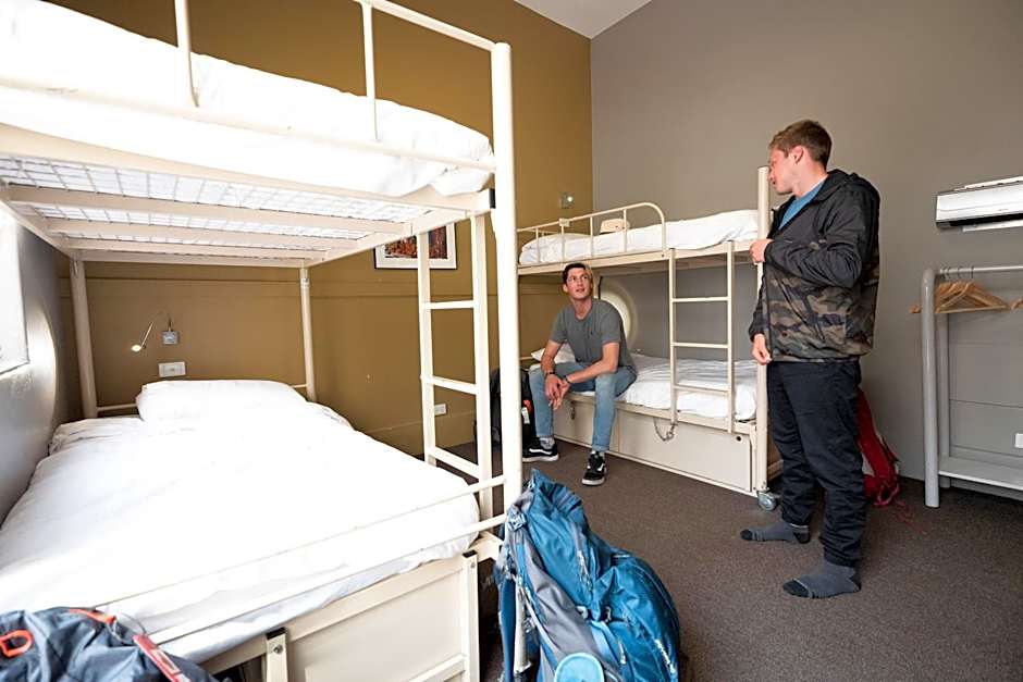 YHA Melbourne Central