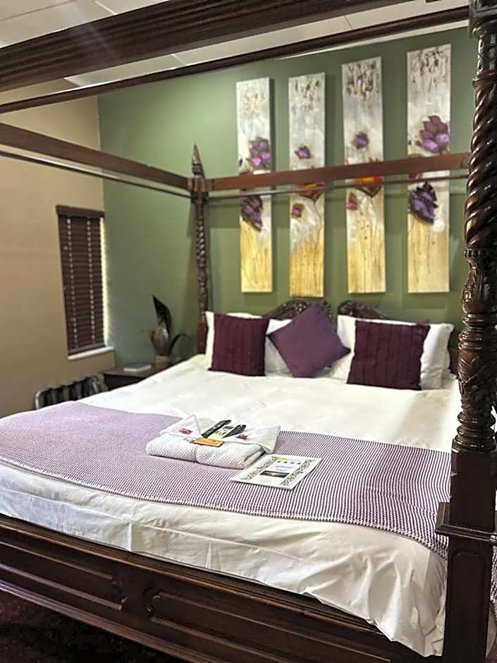 Moonriver Guesthouse