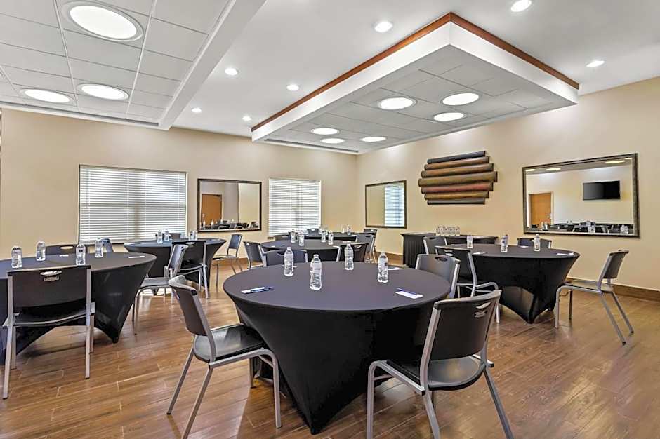 Comfort Suites Roswell North