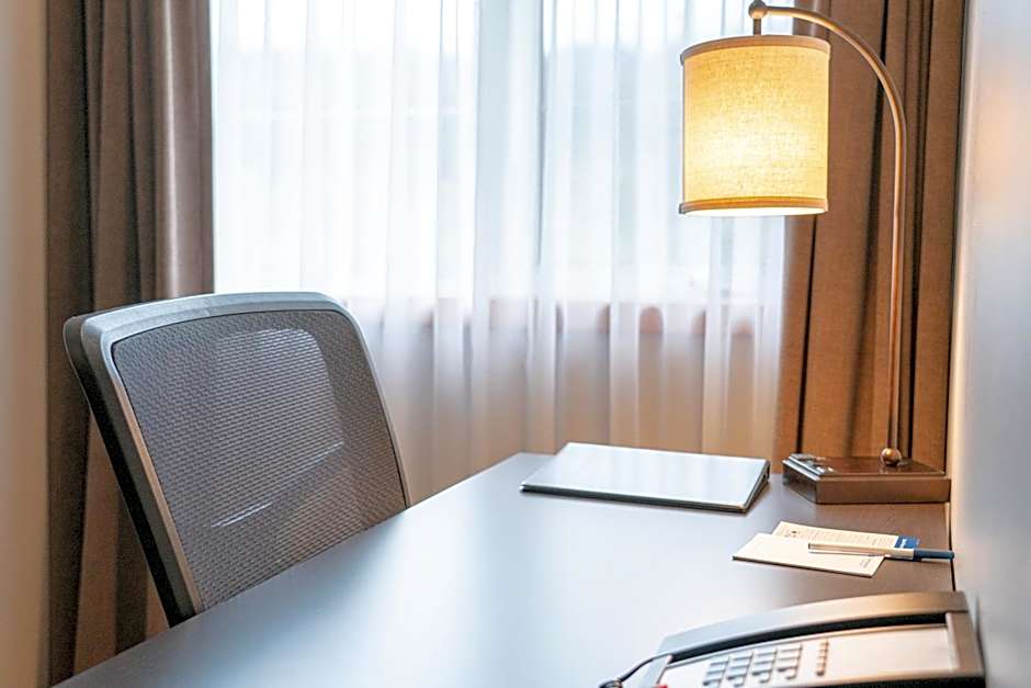 Pocaterra Inn & Waterslide