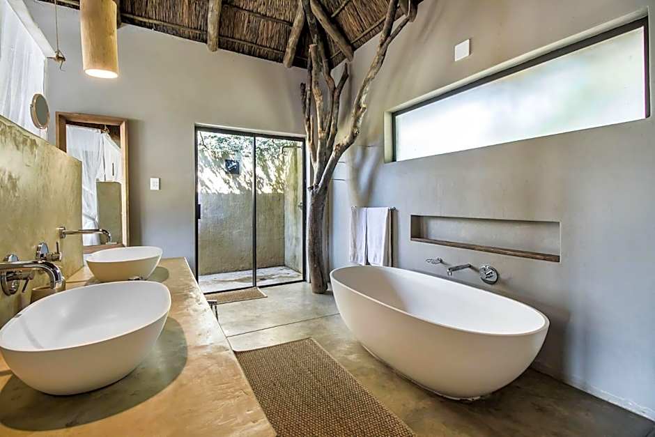 LookOut Safari Lodge