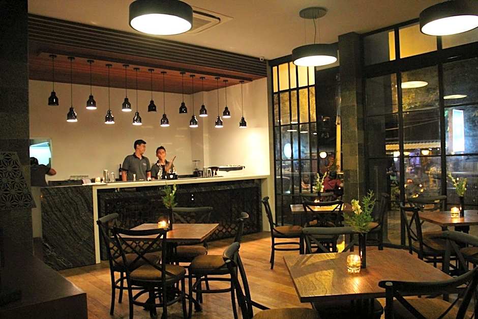 Akana Boutique Hotel