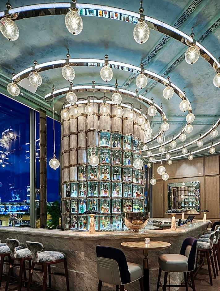 Four Seasons Hotel Hong Kong