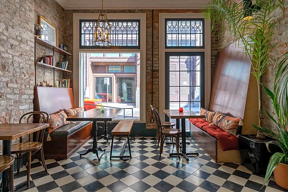 Selina Catahoula Hotel