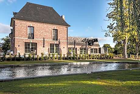 Les Jardins de Joséphine - Le Manoir