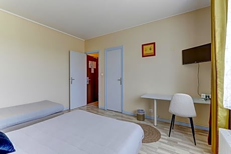 Classic Twin Room