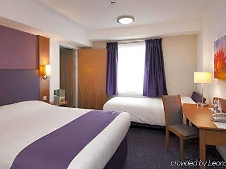Premier Inn Glenrothes