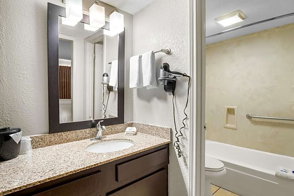 Rodeway Inn