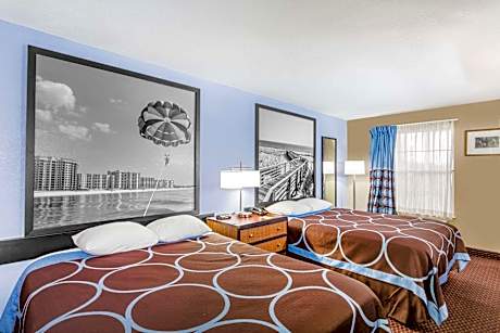 1 Queen Bed Mobility Accessible Room Non-Smoking