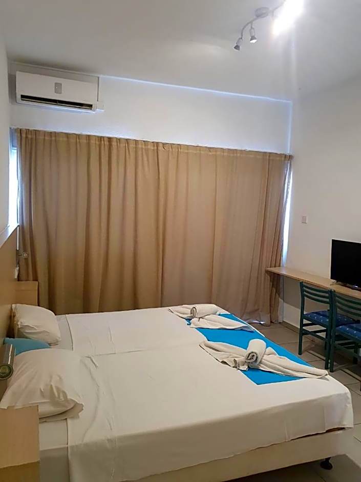 Sea CleoNapa Mandali